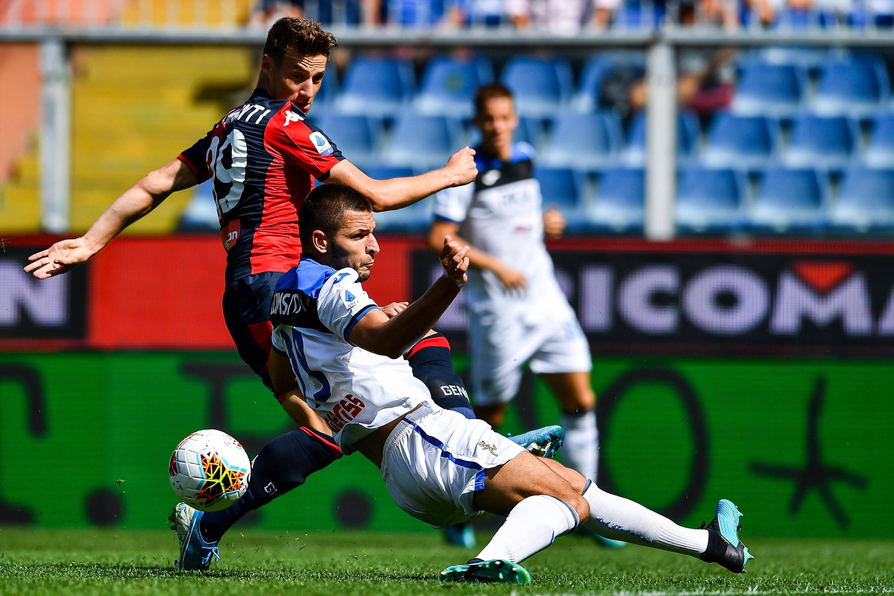 精彩的足球盛事上一幕惊险刺激的故事闪耀全场