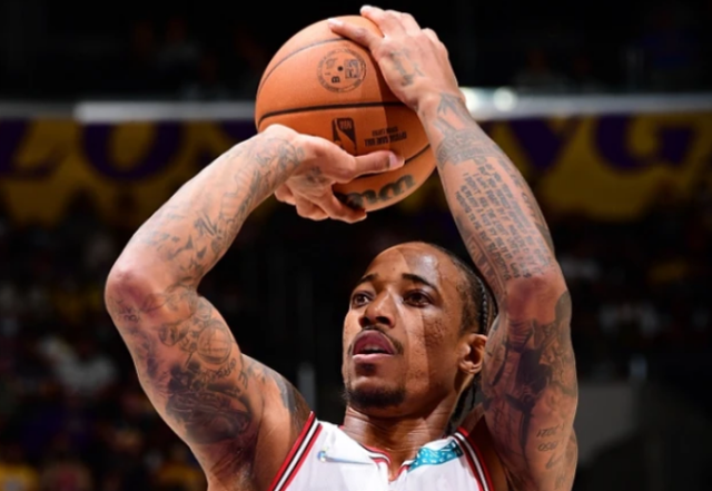 热火横扫太阳，德罗赞高光表现的简单介绍