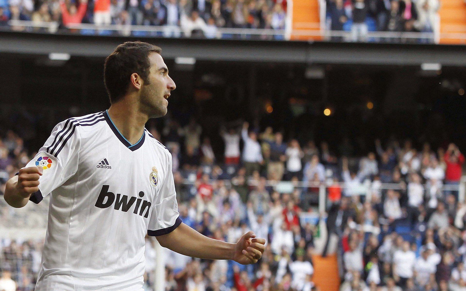 教科书级的掌控力，欧冠淘汰赛之夜，京多安如何定义中场艺术